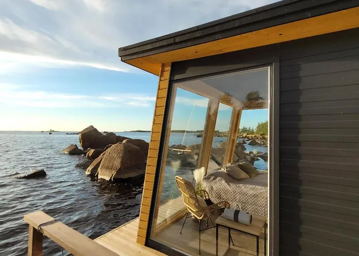 Moekkilautta ספינת מלון קאלאיוקי